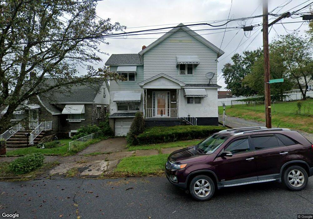 1039 E Elm St, Scranton, PA 18505 - photo 1