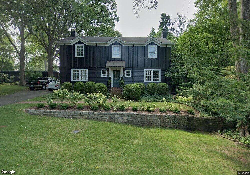 16 Hawthorn Hill, Louisville, KY 40204 - photo 1