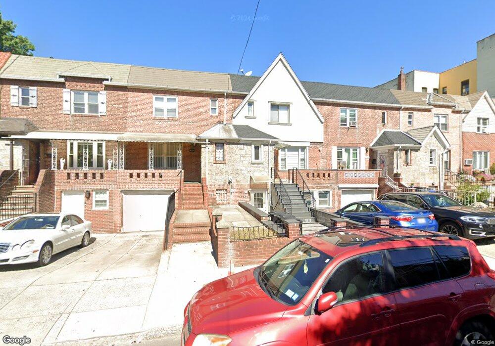 3250 46 Th St unit 1, Long Island City, NY 11103 - photo 1
