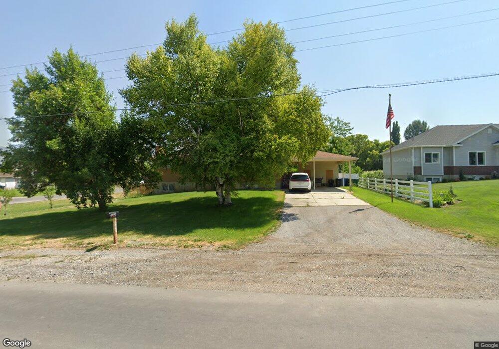 98 N 100 E unit 2, Hyrum, UT 84319 - photo 1