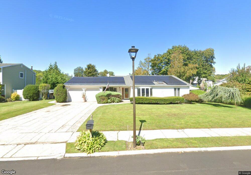 3 Sturbridge Dr, Dix Hills, NY 11746 - photo 1