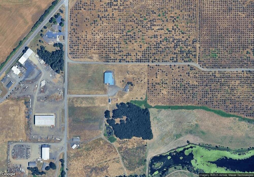 700 Oak Villa Rd, Dallas, OR 97338 - photo 1