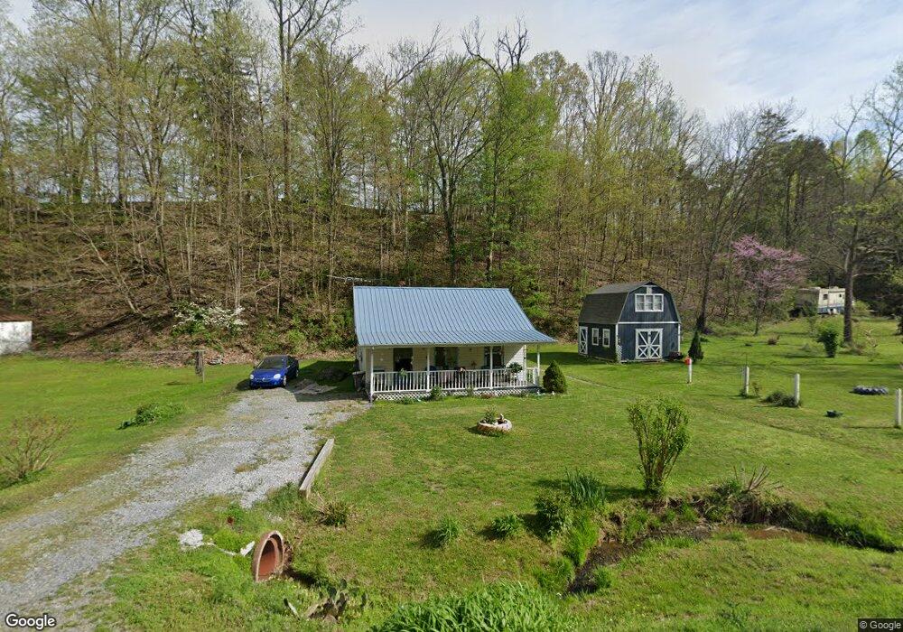 605 Oak Glen Cir, Fall Branch, TN 37656 - photo 1