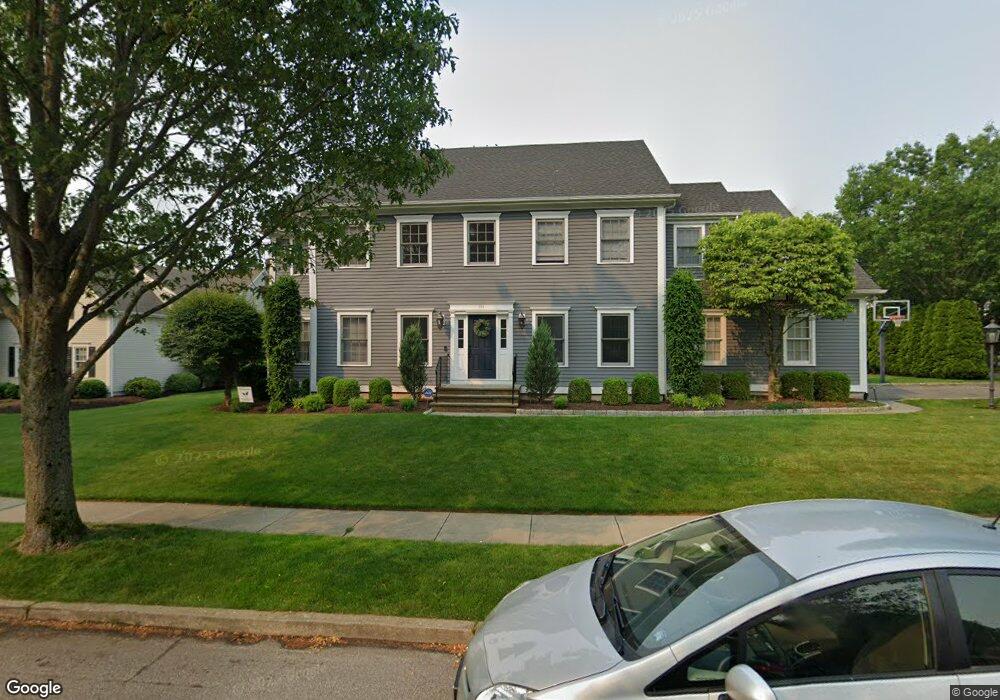 264 Mailands Rd, Fairfield, CT 06824 - photo 1