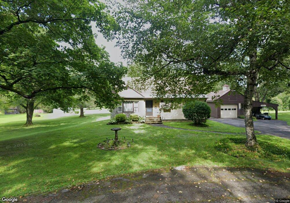 7 Walnut St, Turners Falls, MA 01376 - photo 1