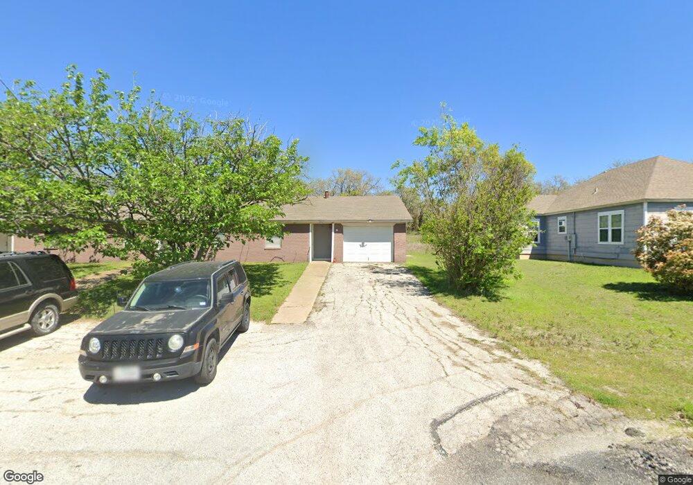 111 Henigan Ct, Weatherford, TX 76088 - photo 1