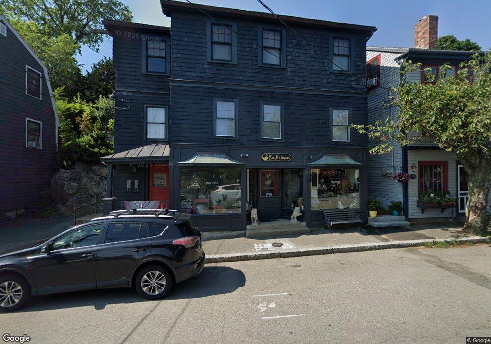 235 Washington St unit 235, Marblehead, MA 01945 - photo 1