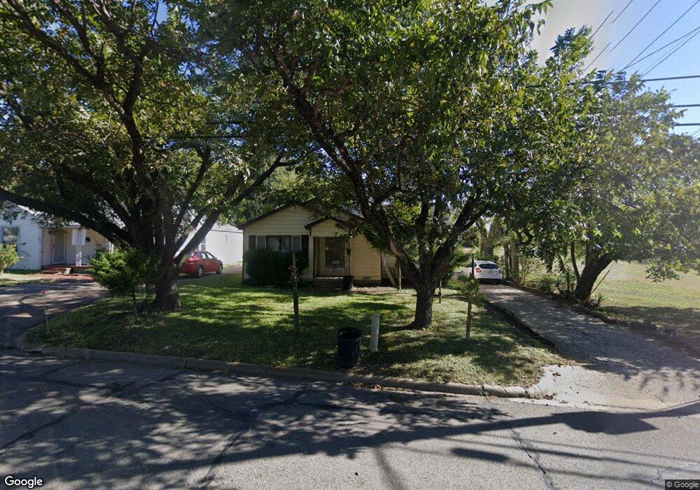 1402 N Preston St, Ennis, TX 75119 - photo 1