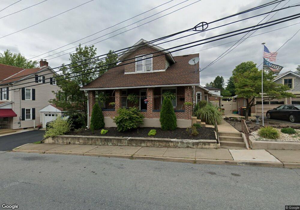 4317 Spruce St, Whitehall, PA 18052 - photo 1