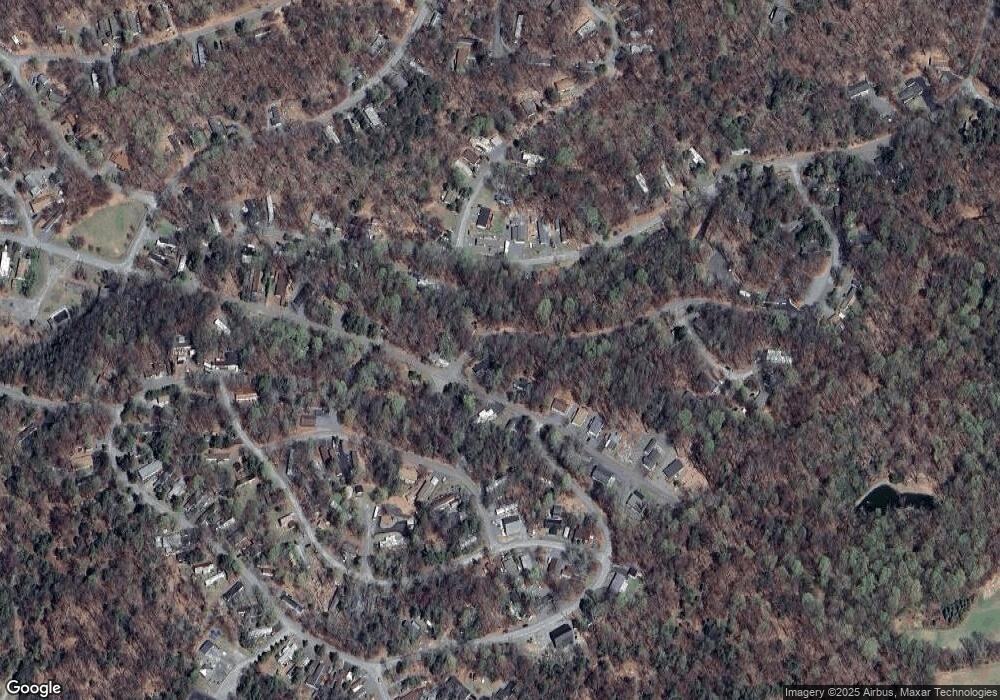 107 Granite Dr, Greentown, PA 18426 - photo 1