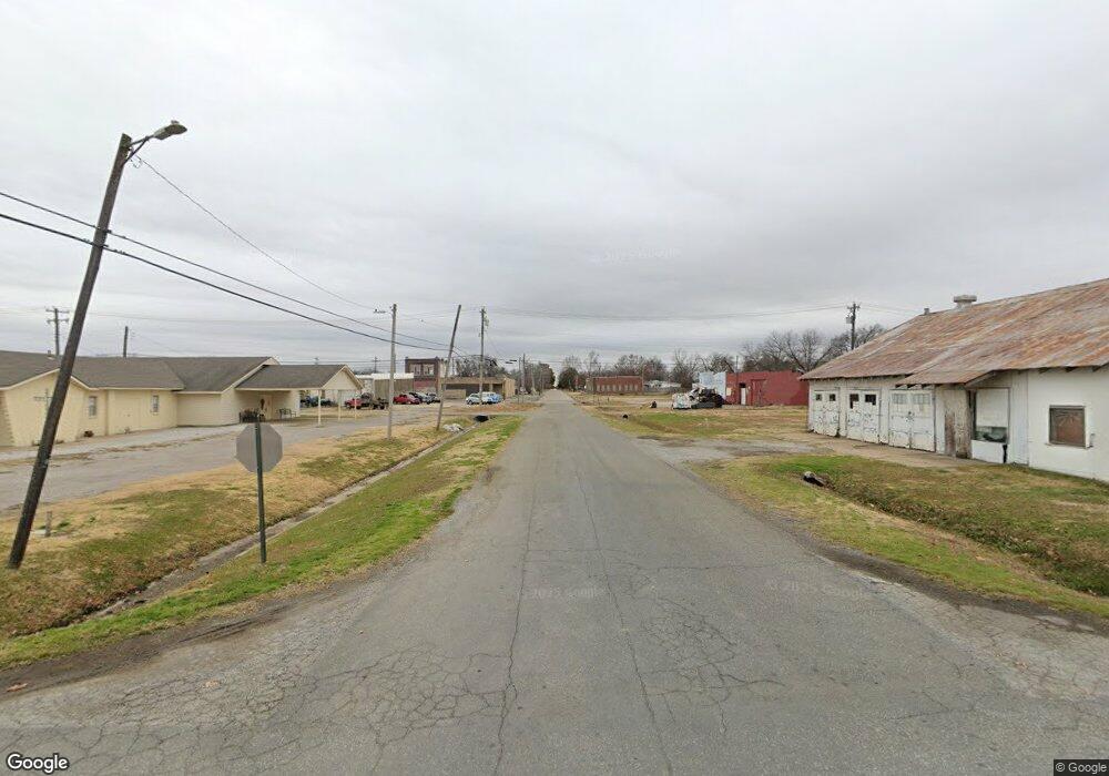 200 N Choctaw Ave, Haskell, OK 74436 - photo 1