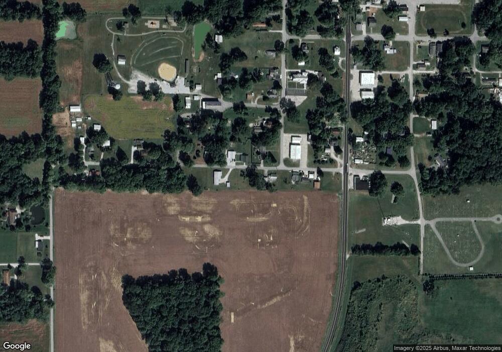 304 W Jackson St, Edwardsport, IN 47528 - photo 1