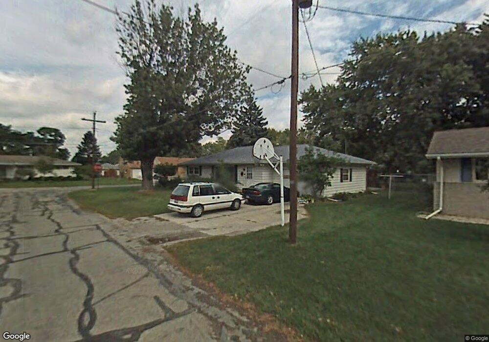 201 Southlawn Dr, North Baltimore, OH 45872 - photo 1