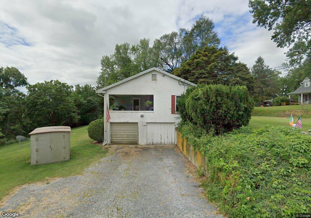 35 E Center St, Glen Rock, PA 17327 - photo 1