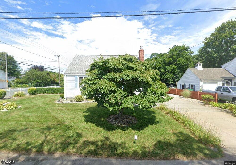 143 Circuit Dr, Warwick, RI 02889 - photo 1
