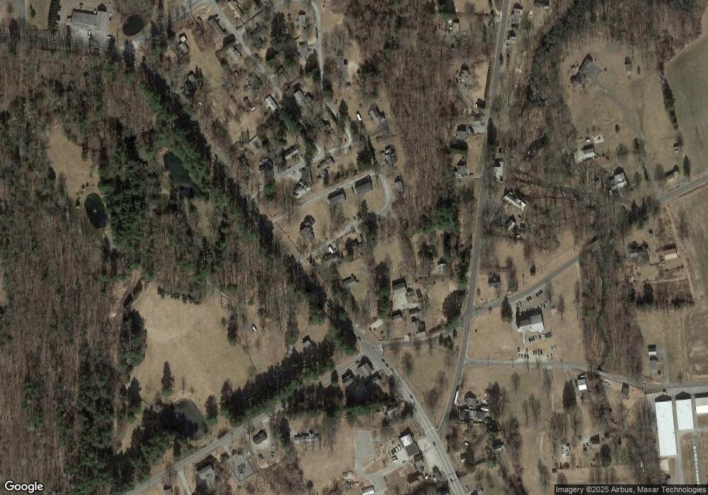 10 Holmeslea Ct, Woodstock, CT 06281 - photo 1