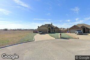300 N Mountain Meadow Dr, Cache, OK 73527