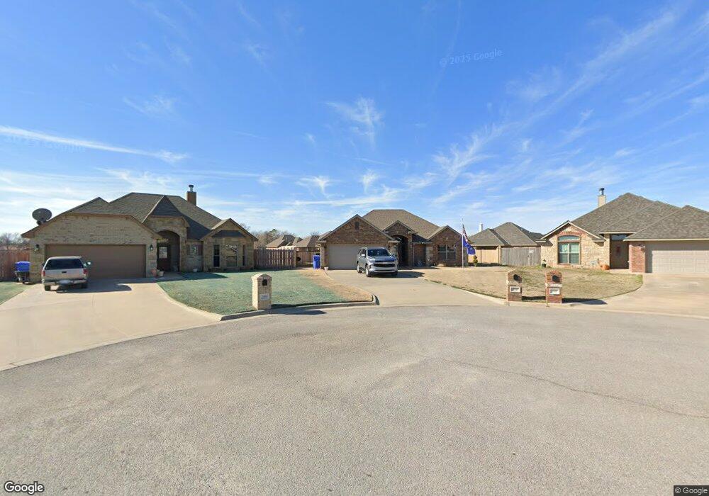 304 N Mountain Meadow Dr, Cache, OK 73527 - photo 1