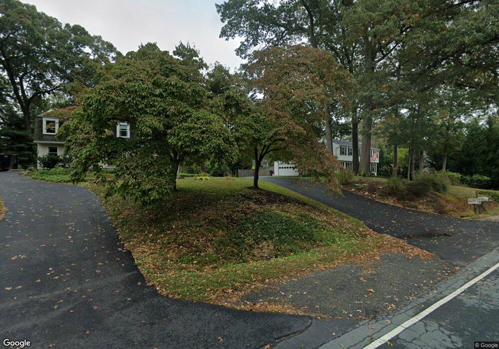 12232 Folkstone Dr, Herndon, VA 20171 - photo 1