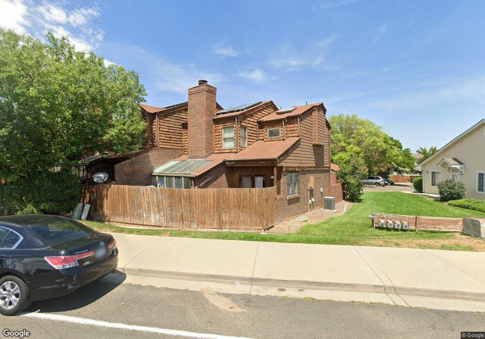 12258 E 2nd Dr, Aurora, CO 80011 - photo 1