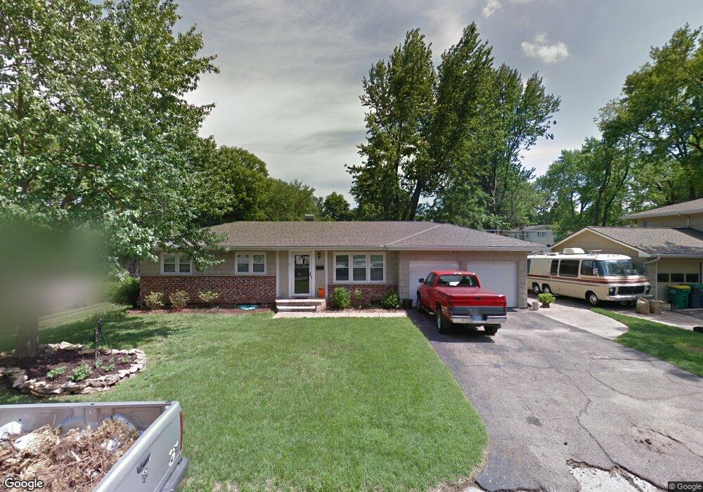7301 Edgewood Blvd, Shawnee, KS 66203 - photo 1