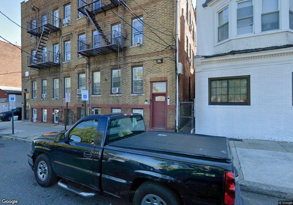 377 Madison St, Passaic, NJ 07055 - photo 1