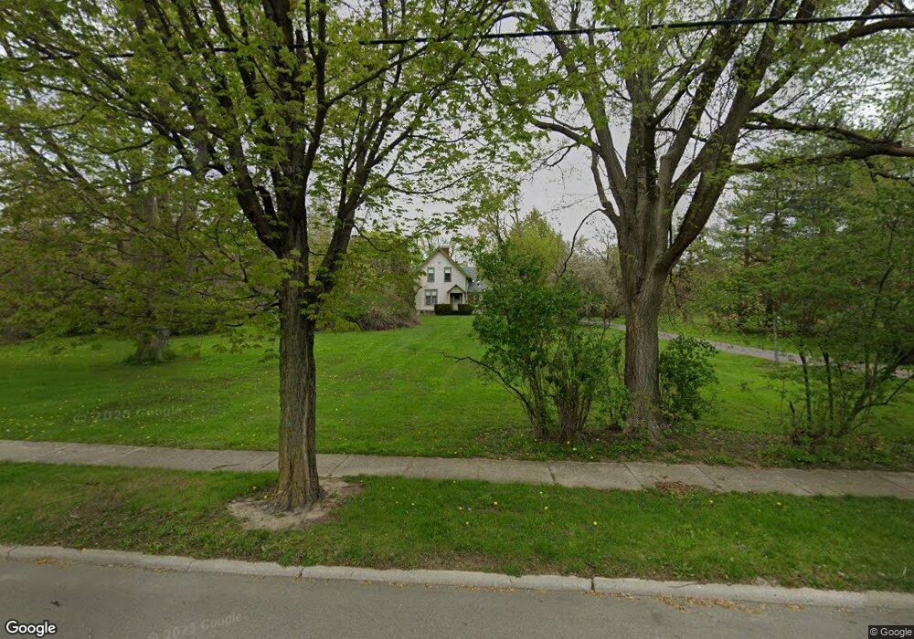 952 W Maple Ave, Adrian, MI 49221 - photo 1