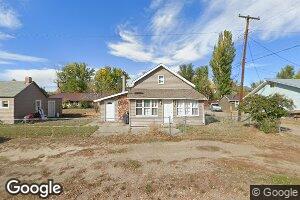 241 River St, Forsyth, MT 59327