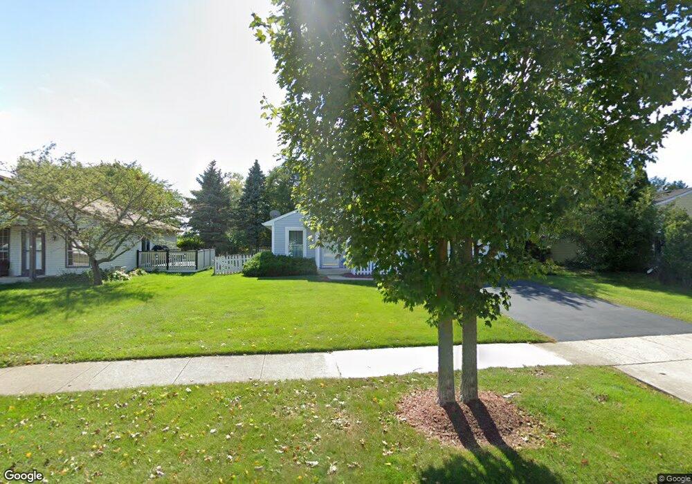 312 Westbrook Cir, Naperville, IL 60565 - photo 1