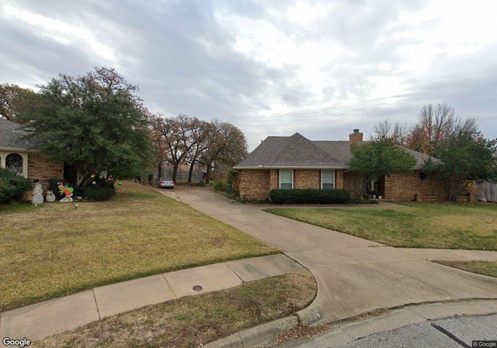316 Norfolk Ct, Bedford, TX 76021 - photo 1