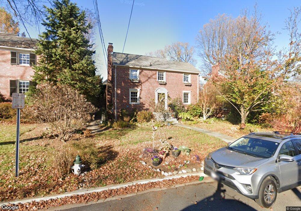 4507 Harling Ln, Bethesda, MD 20814 - photo 1