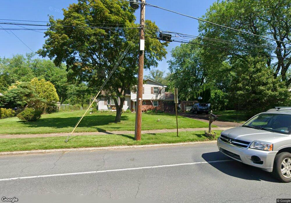 105 Sioux Rd, Doylestown, PA 18901 - photo 1