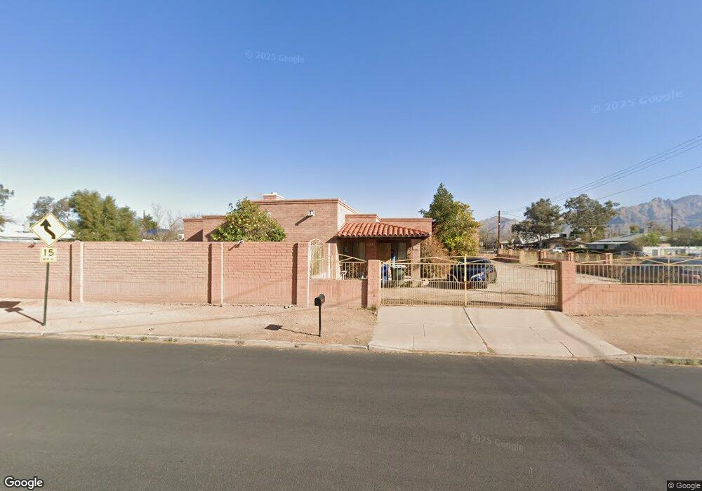 217 E Yavapai Rd, Tucson, AZ 85705 - photo 1