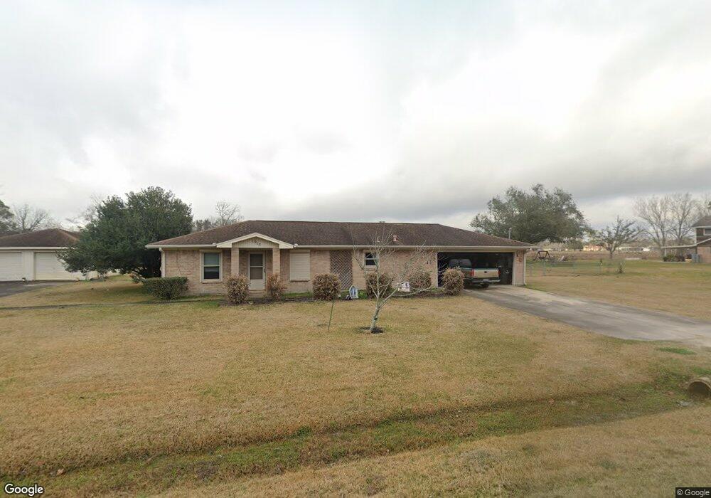 1910 Westview Dr, Alvin, TX 77511 - photo 1