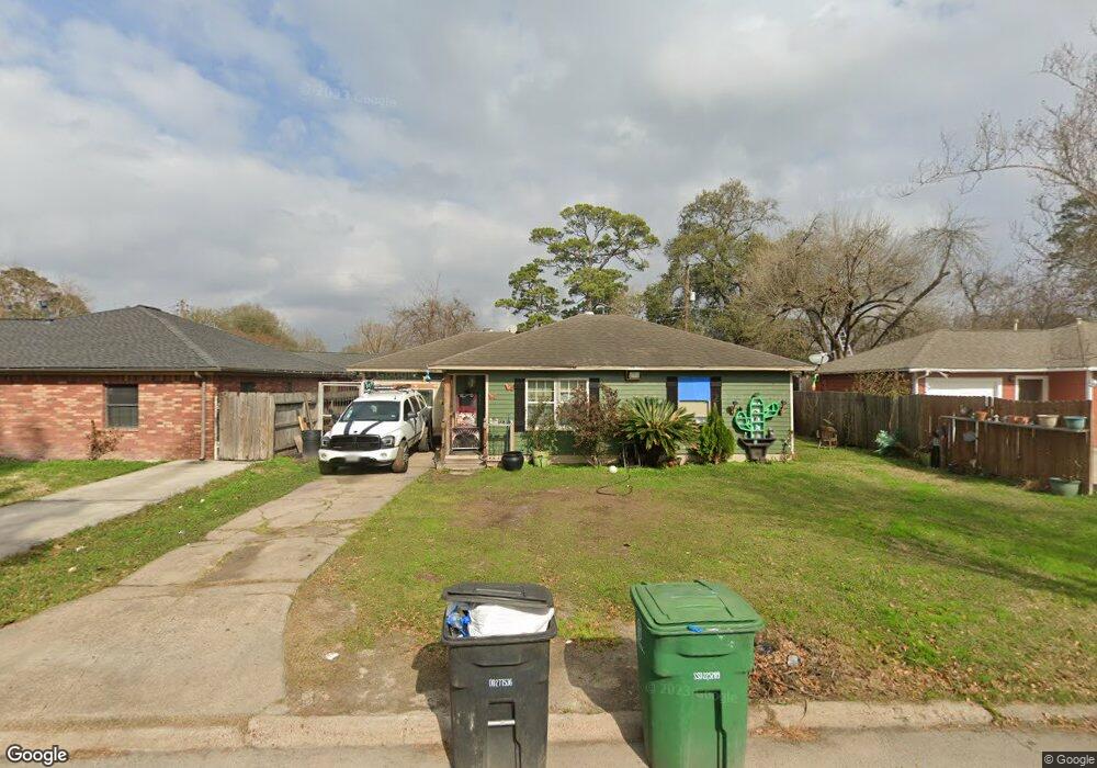 2931 Fleetwood St, Houston, TX 77093 - photo 1