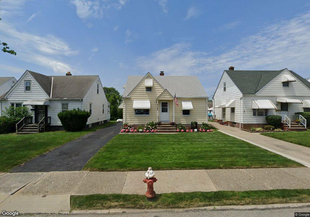 5154 Joseph St, Maple Heights, OH 44137 - photo 1