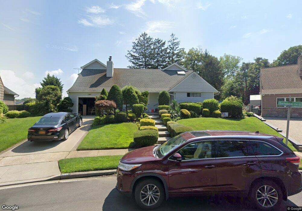 2189 Seneca Dr E, Merrick, NY 11566 - photo 1