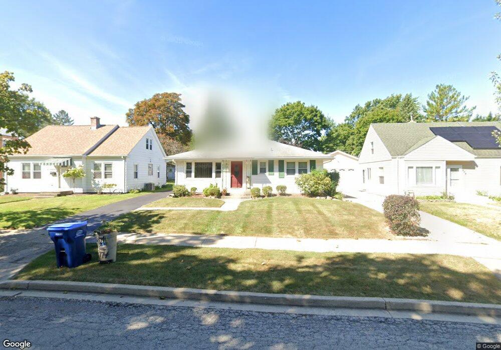 902 Leith Ave, Waukegan, IL 60085 - photo 1