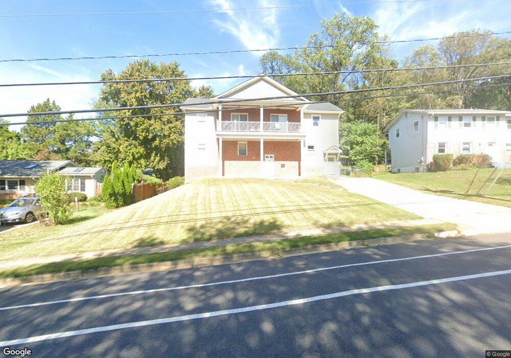 8214 Cottage St, Vienna, VA 22180 - photo 1