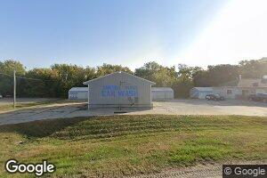 120 Franklin St, Center Point, IA 52213