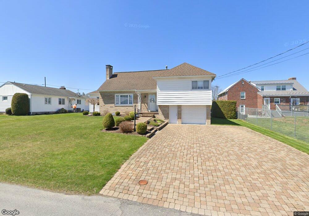 1722 Dundee Ln, Johnstown, PA 15905 - photo 1