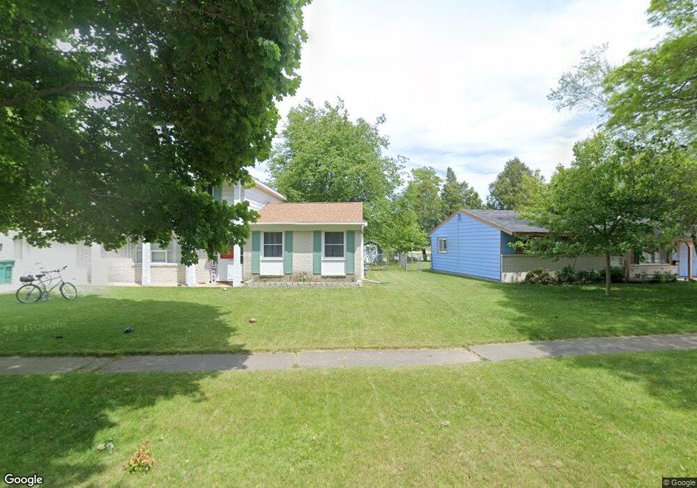 400 Ottawa Dr, Oscoda, MI 48750 - photo 1