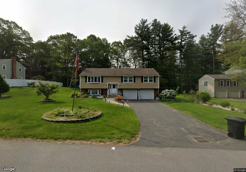 10 Arrowhead Rd, Derry, NH 03038 - photo 1