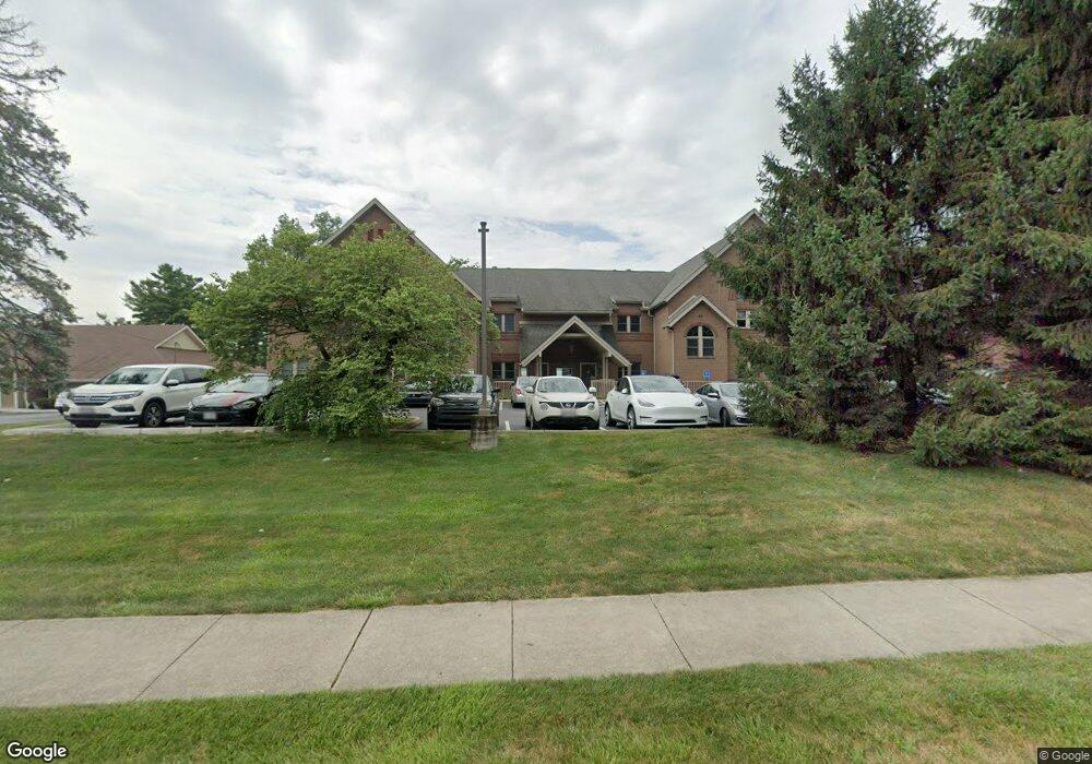 1151 Bethel Rd unit 101-B, Columbus, OH 43220 - photo 1