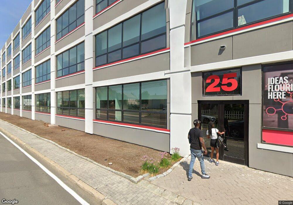 25 van Zant St unit 5A, Norwalk, CT 06855 - photo 1