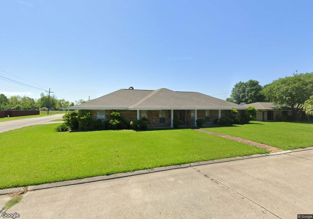 901 Roberta St, New Iberia, LA 70560 - photo 1