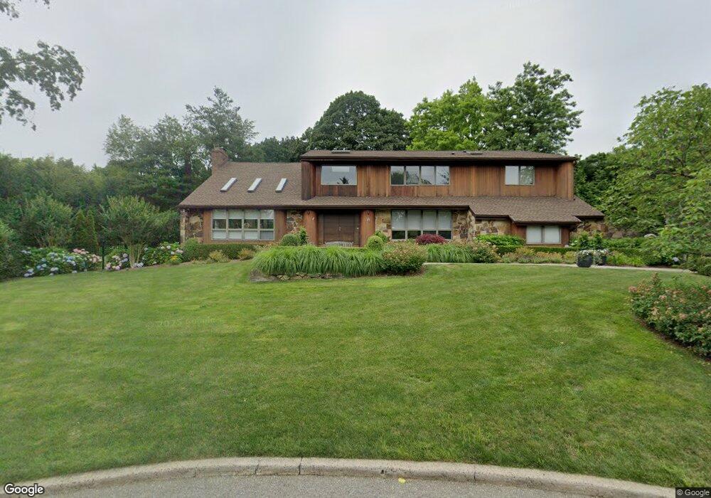 5 E Gate Rd, Suffern, NY 10901 - photo 1
