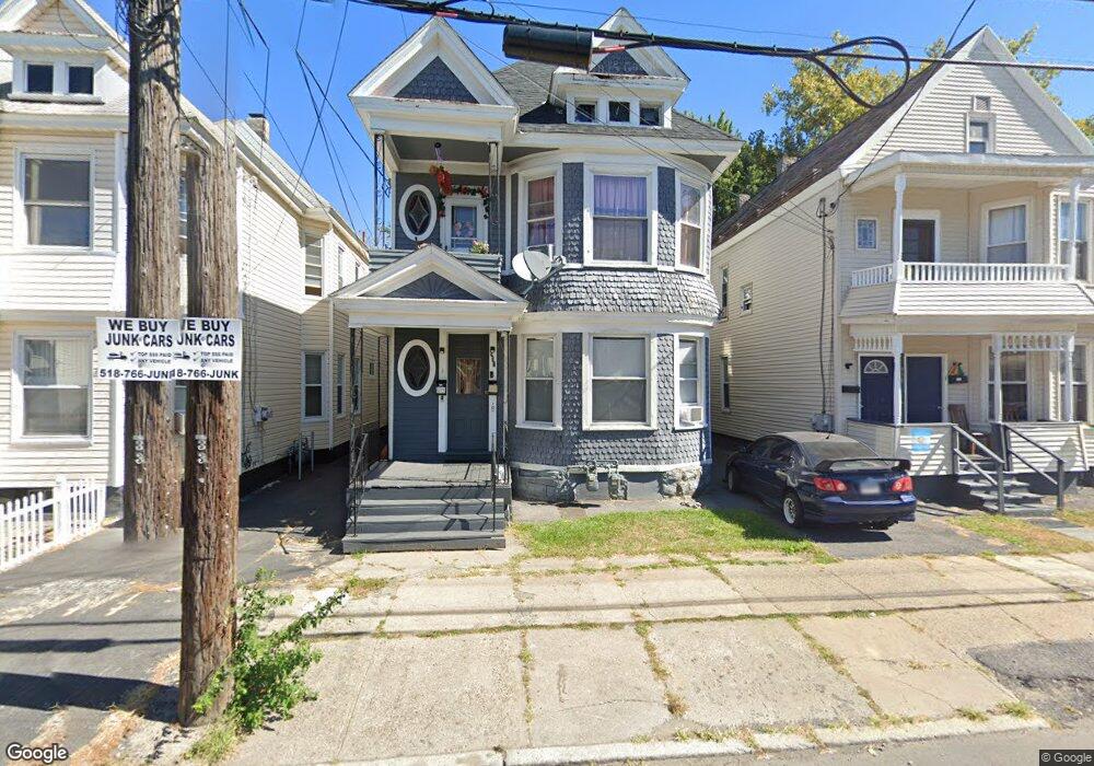 957 Albany St, Schenectady, NY 12307 - photo 1