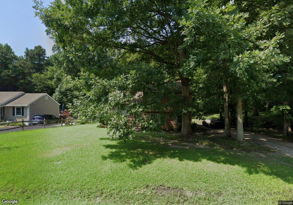 4114 Robert e Lee Dr, Hopewell, VA 23860 - photo 1