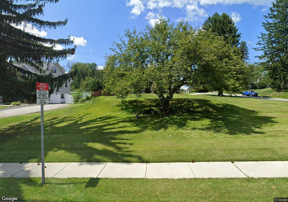 2208 Glenspring Ln, Broomall, PA 19008 - photo 1